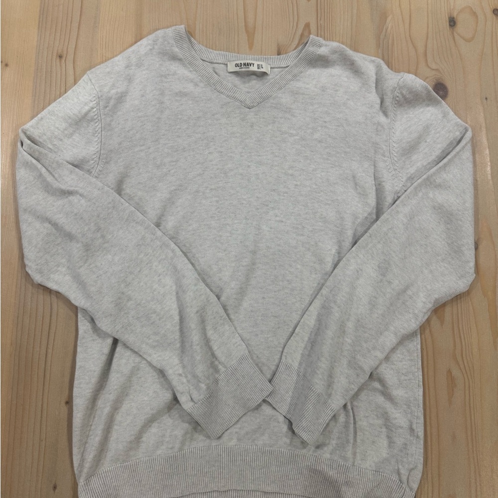 Old Navy Light Gray V-Neck Men's Sweater
